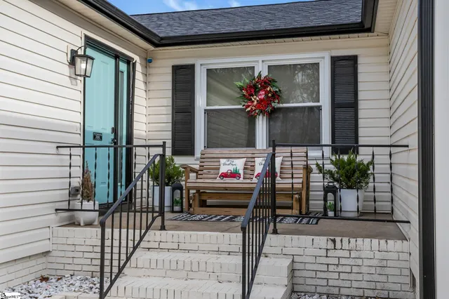 $399,900 | 123 Graystone Drive, Moore, SC 29369