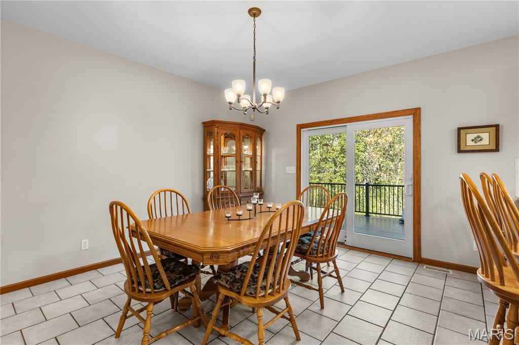 16 York Lane Villa Ridge, MO 63089 - Photo 4 of 28