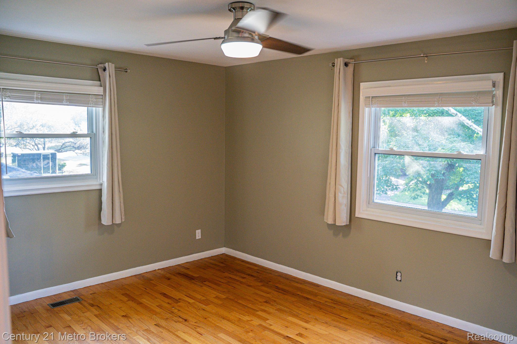 5339 North Georgetown Road Grand Blanc, MI 48439 - Photo 14 of 23 Gallery Image 14