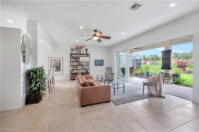 $538,850 | 14095 Mirror Court, Naples, FL 34114