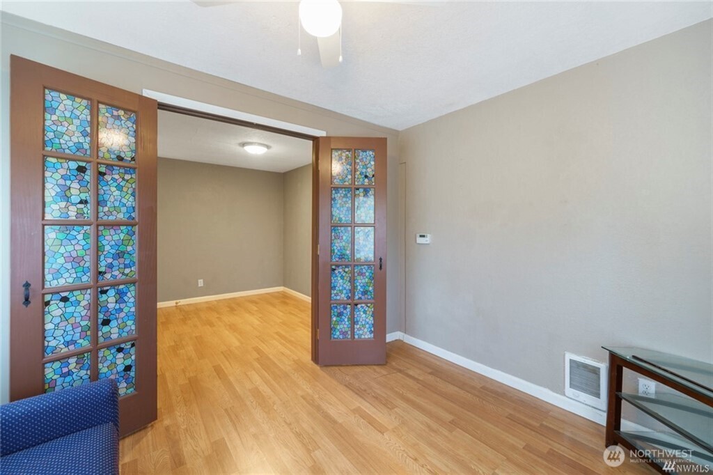 125 Hayes Place Southwest, Unit 1 & 2 Renton, WA 98057 - Photo 9 of 19 Gallery Image 9