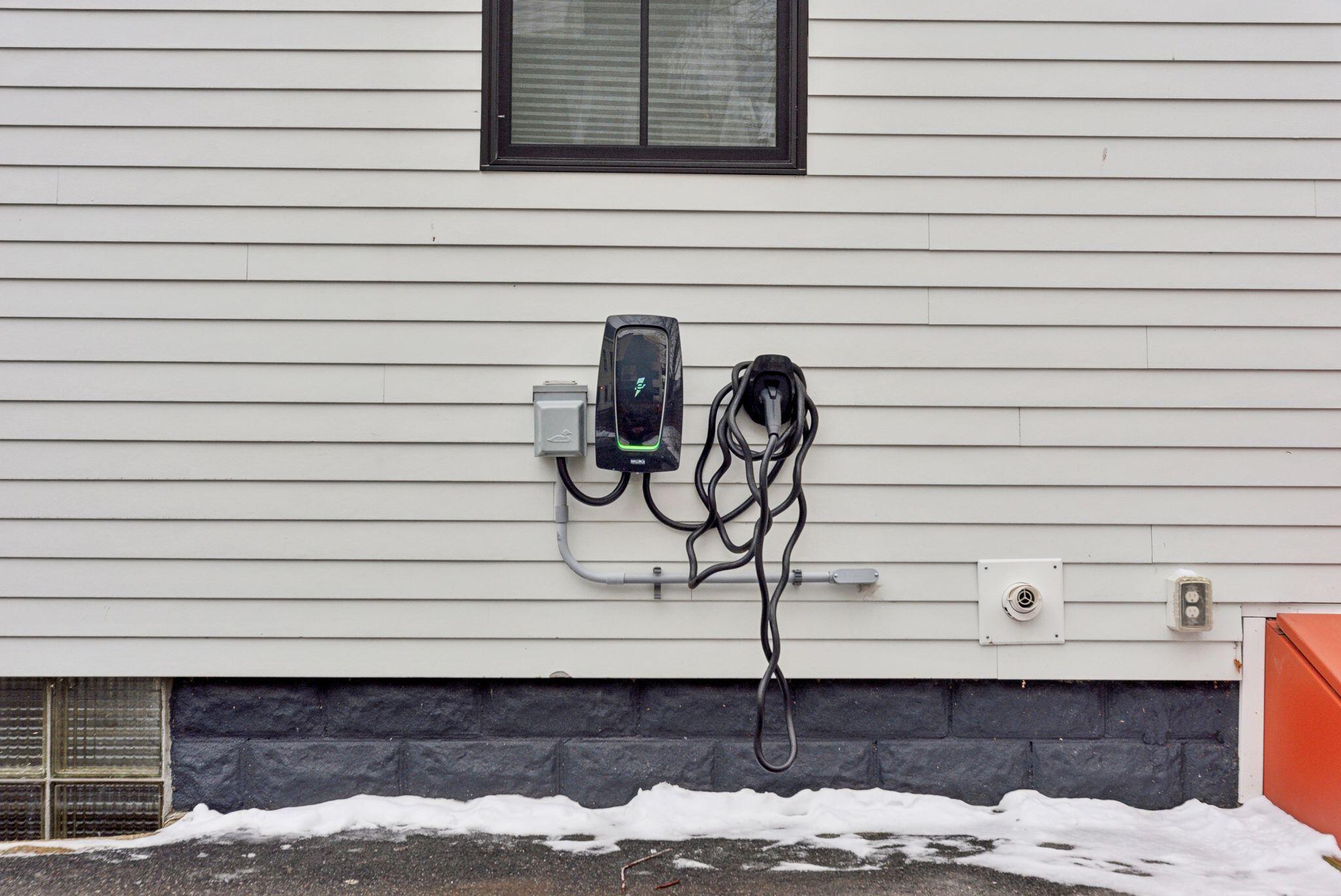 60 Munjoy Street, Unit 2 Portland, ME 04101 - Photo 39 of 46 EV Charger