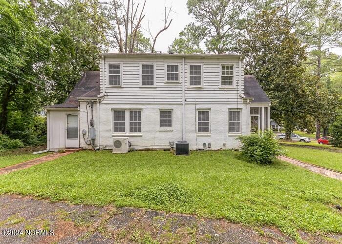 711 Trinity Drive West Wilson, NC 27893 - Photo 4 of 23 3