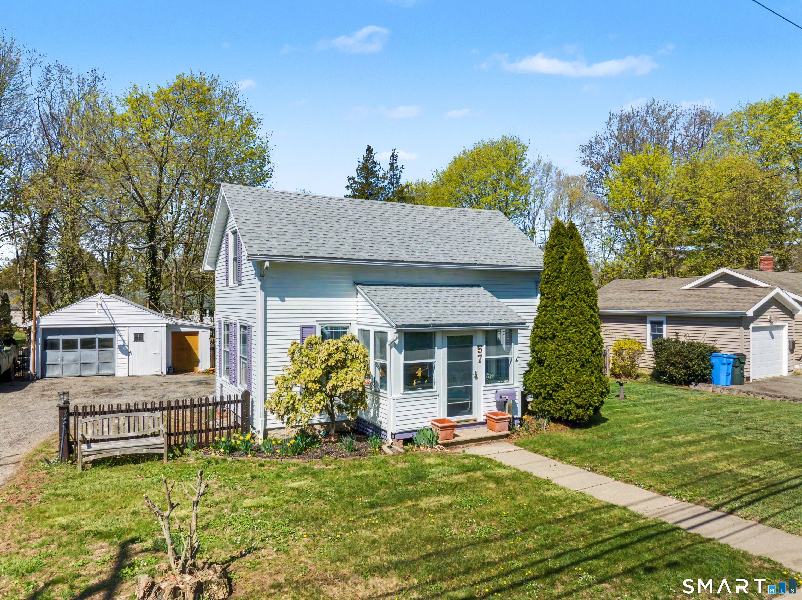 57 Grove Street Clinton, CT 06413 - Photo 2 of 38