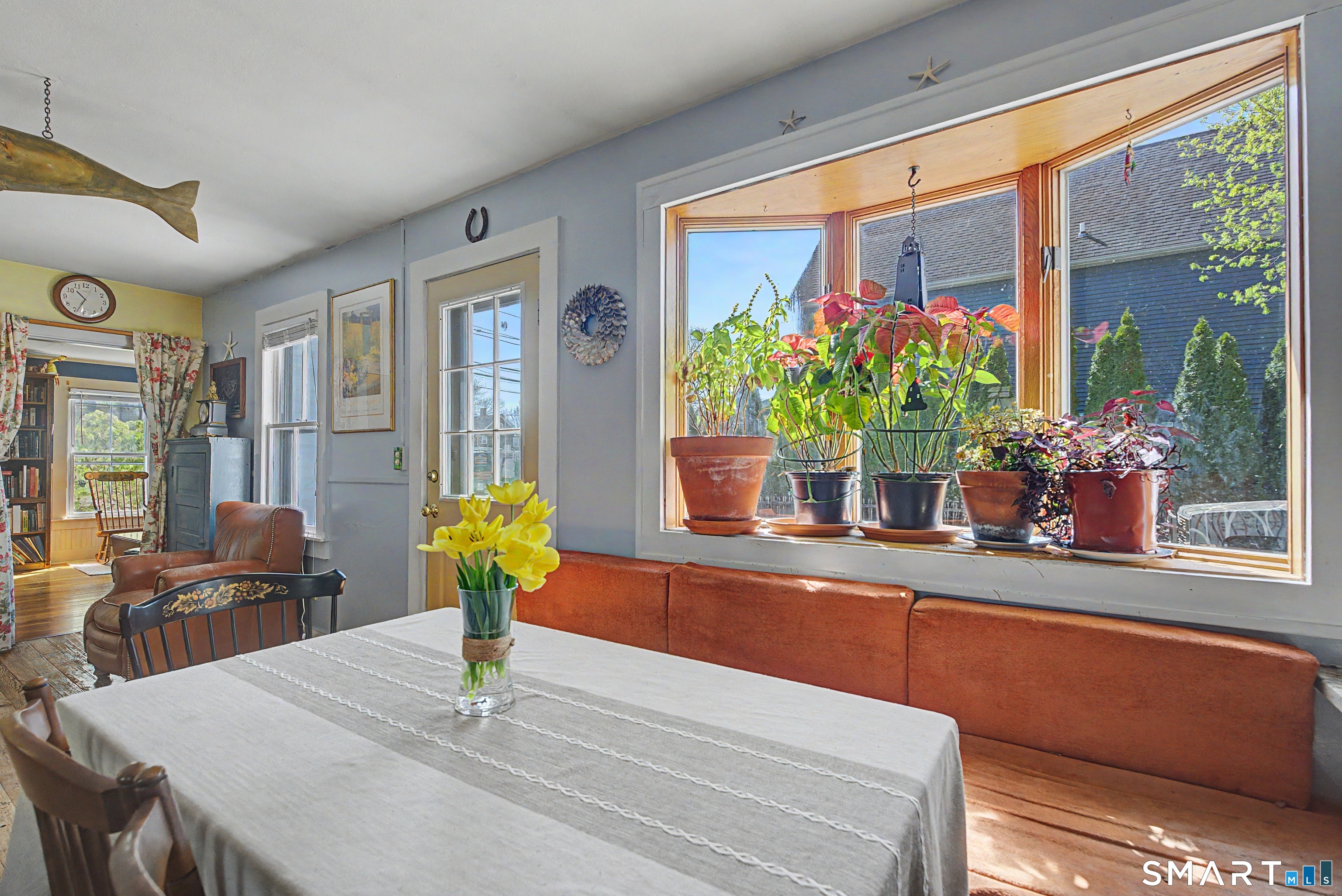 57 Grove Street Clinton, CT 06413 - Photo 9 of 38