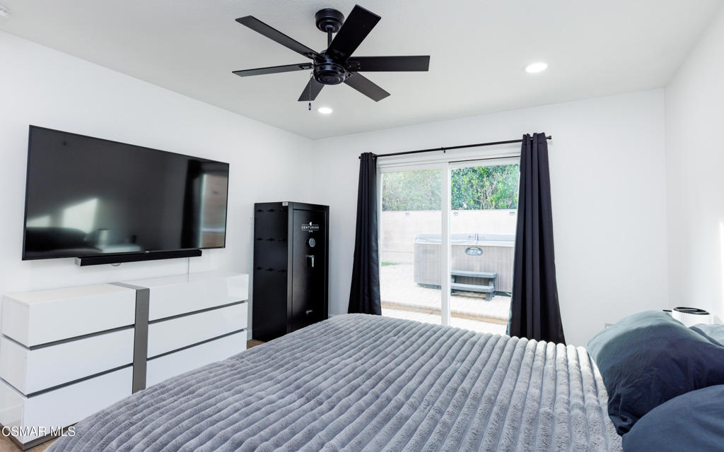 3055 Amarillo Avenue Simi Valley, CA 93063 - Photo 15 of 47