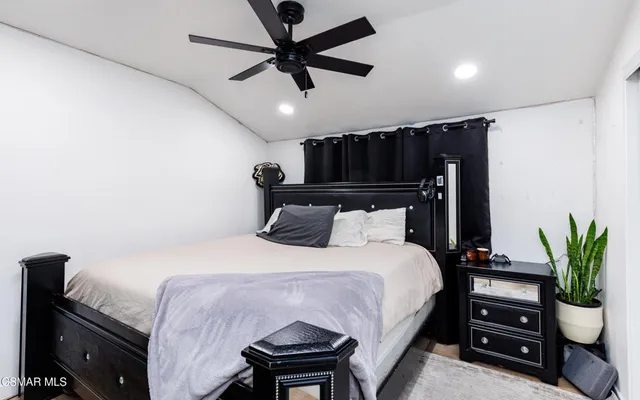 $1,150,000 | 3055 Amarillo Avenue, Simi Valley, CA 93063