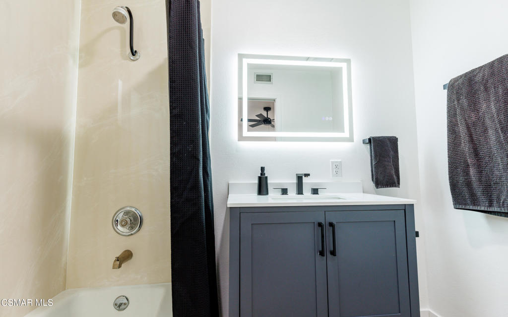 3055 Amarillo Avenue Simi Valley, CA 93063 - Photo 25 of 47