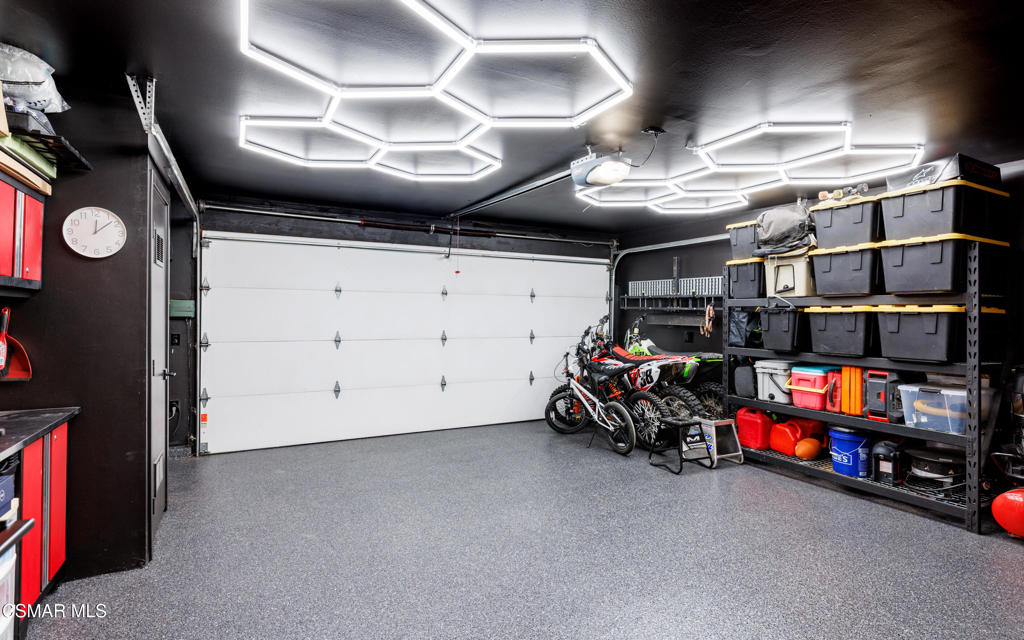 3055 Amarillo Avenue Simi Valley, CA 93063 - Photo 29 of 47