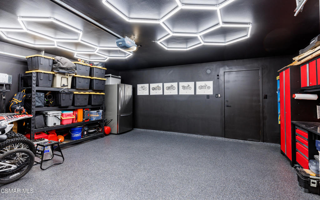 3055 Amarillo Avenue Simi Valley, CA 93063 - Photo 30 of 47