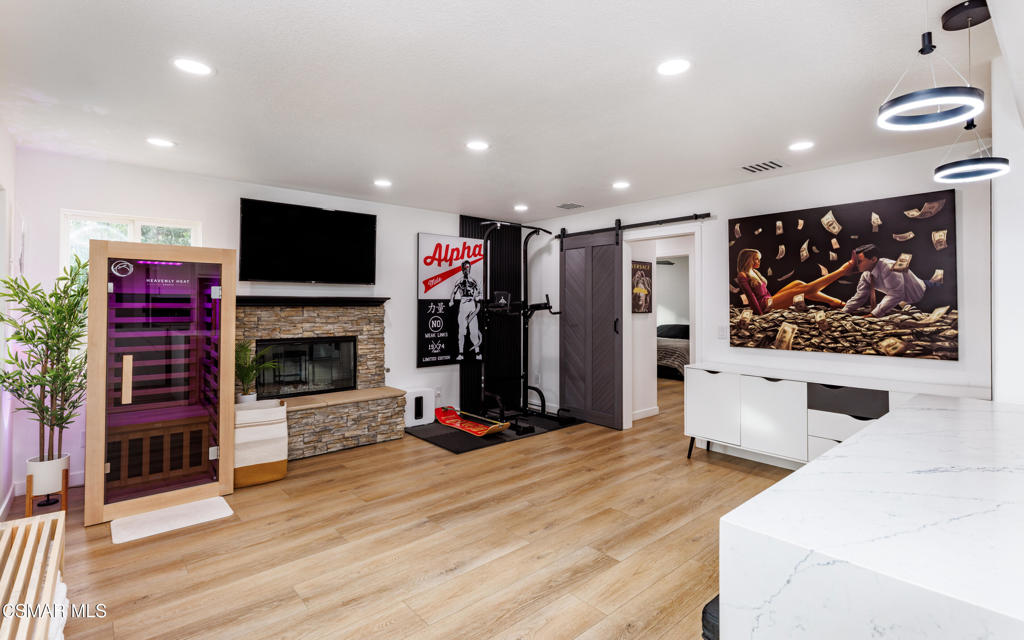 3055 Amarillo Avenue Simi Valley, CA 93063 - Photo 10 of 47