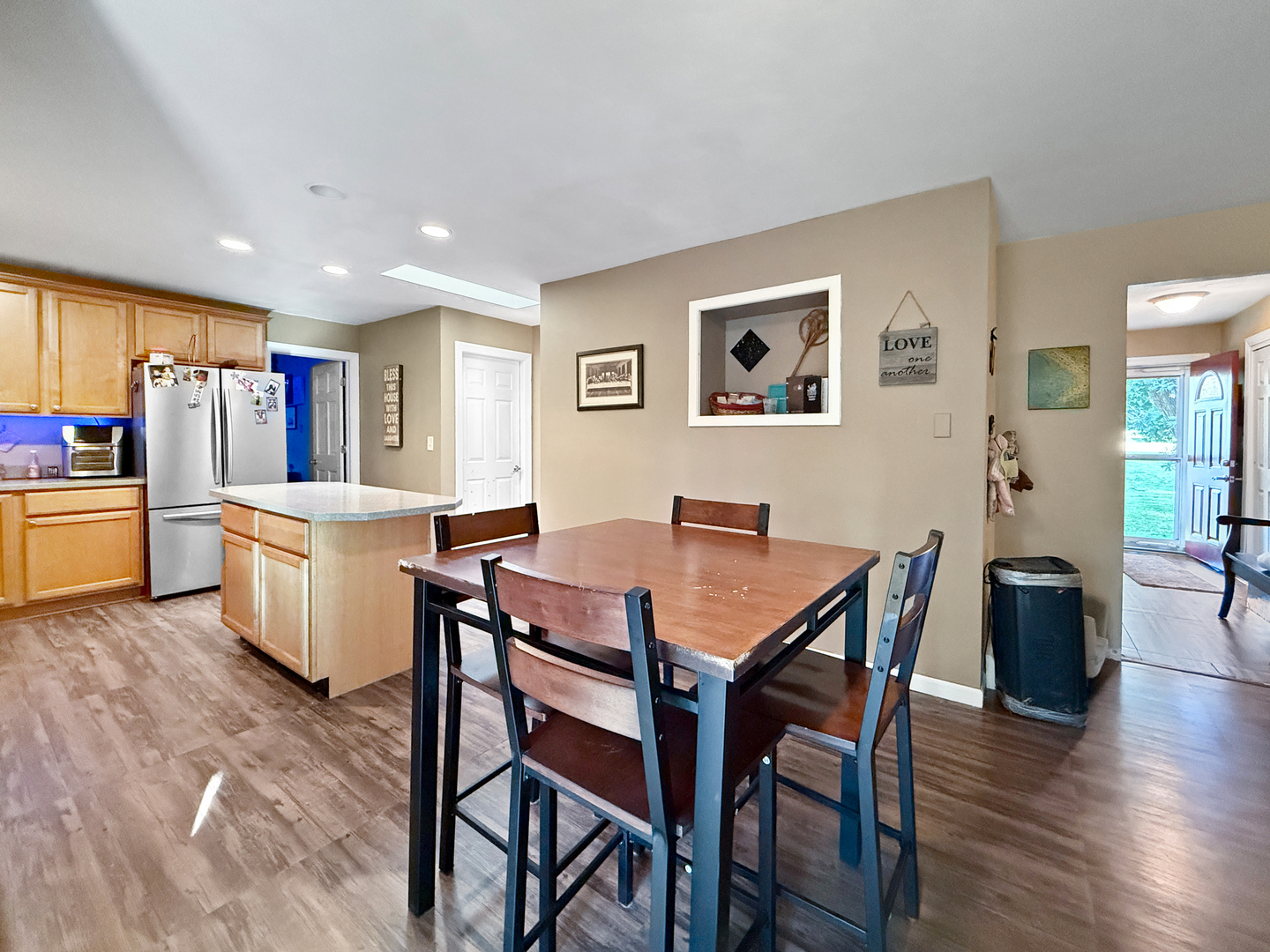 585 Knollwood Road Davis, IL 61019 - Photo 8 of 29