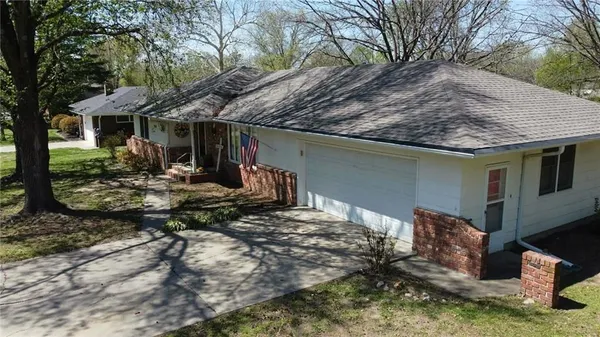 $120,000 | 403 Fireside Drive, Arma, KS 66712