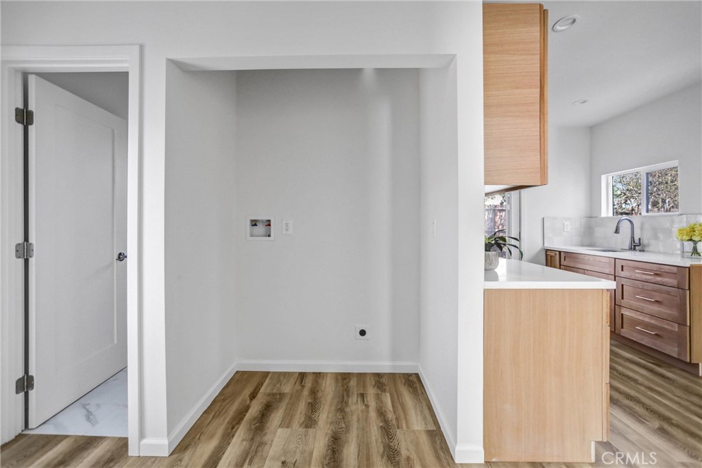 1925 Lundy Avenue Pasadena, CA 91104 - Photo 33 of 47 a room with a sink and a mirror