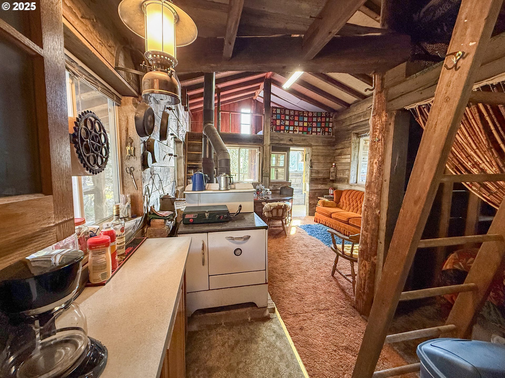 0 North Sumpter, OR 97877 - Photo 24 of 41 a view of a room with gym equipment