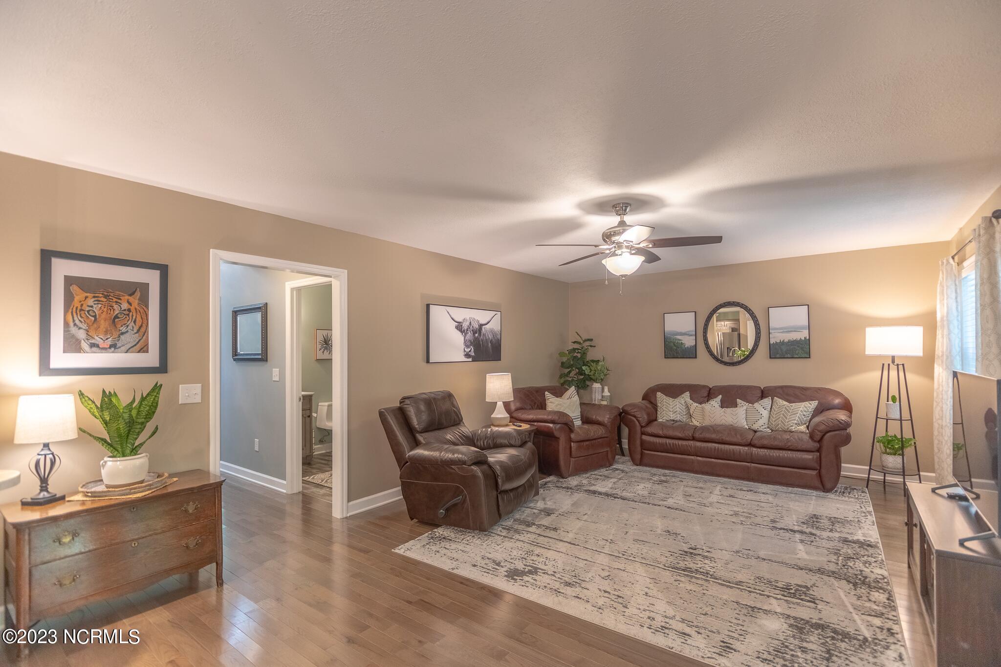 205 Willbarry Road Jacksonville, NC 28540 - Photo 13 of 49 205 WILLBARRY RD- 14