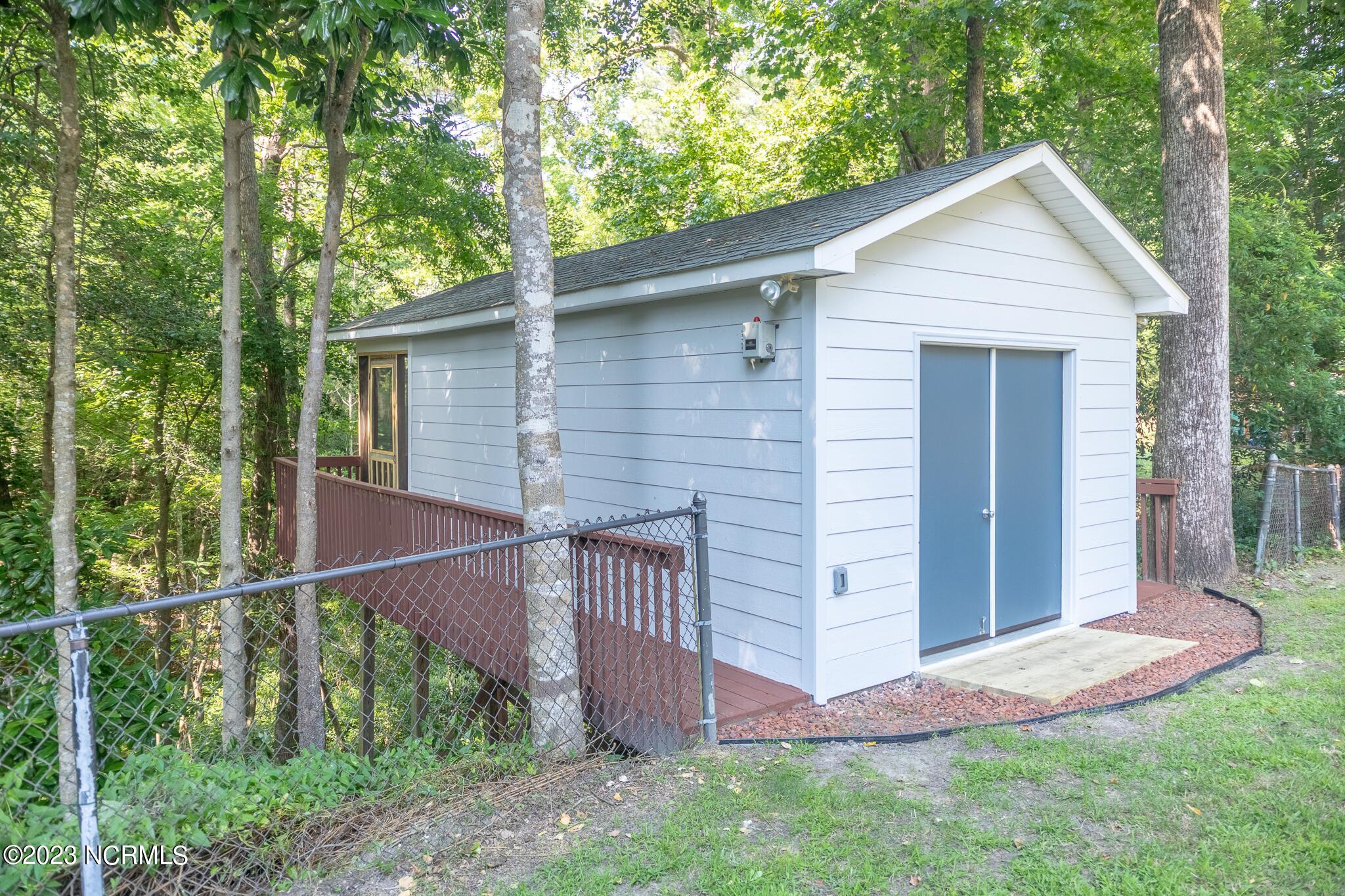 205 Willbarry Road Jacksonville, NC 28540 - Photo 38 of 49 205 WILLBARRY RD- 39