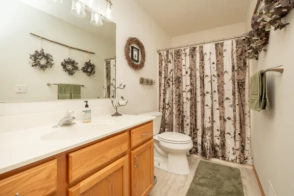 $299,900 | 1507 Dublin Court, Shakopee, MN 55379