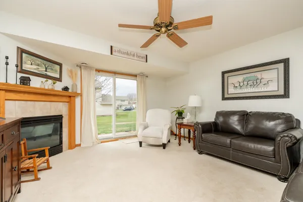 $299,900 | 1507 Dublin Court, Shakopee, MN 55379