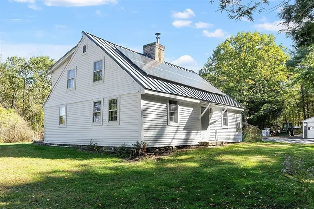 a front view of house with yard
