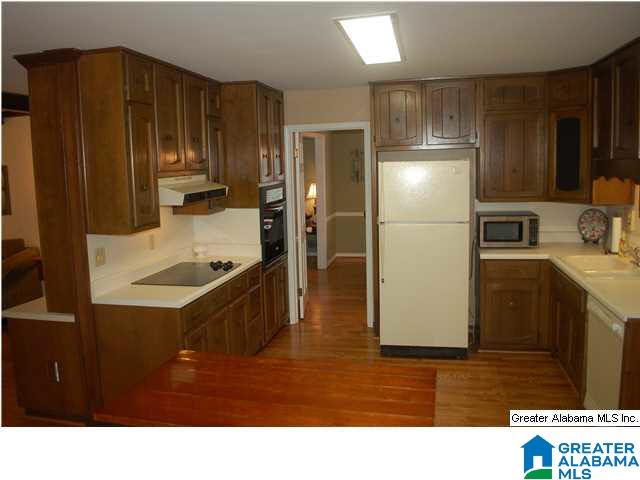 3417 Hurricane Road Birmingham, AL 35226 - Photo 8 of 32