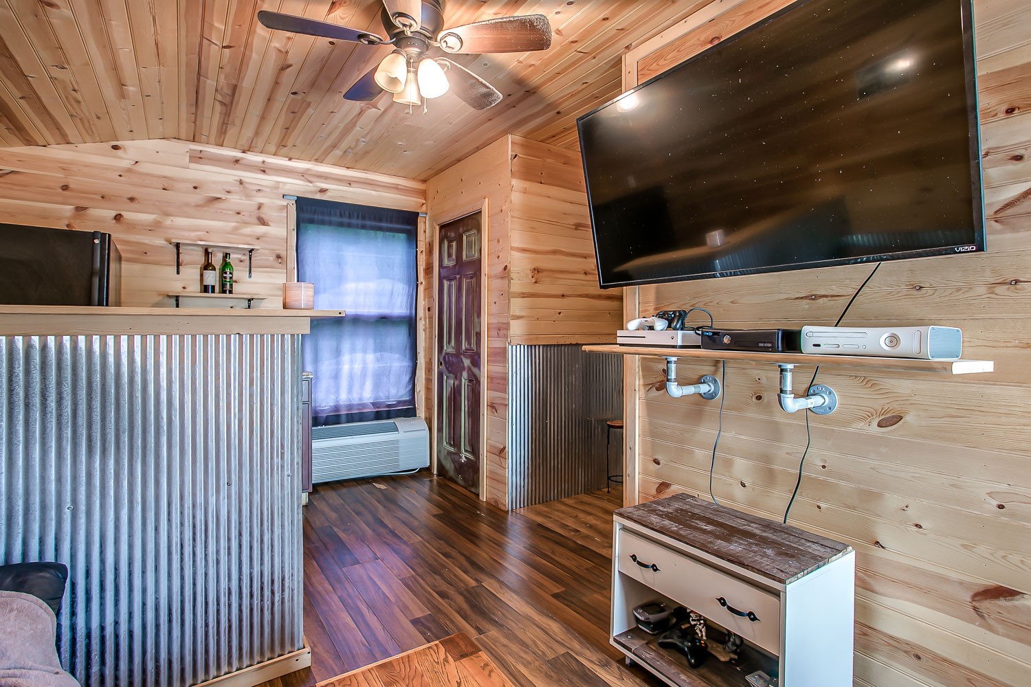 5620 Hargrove Road Franklin, TN 37064 - Photo 40 of 49 a view of a livingroom with wooden floor