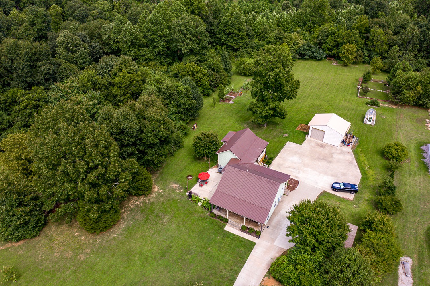 5620 Hargrove Road Franklin, TN 37064 - Photo 44 of 49 an aerial view of a house with outdoor space and lake view