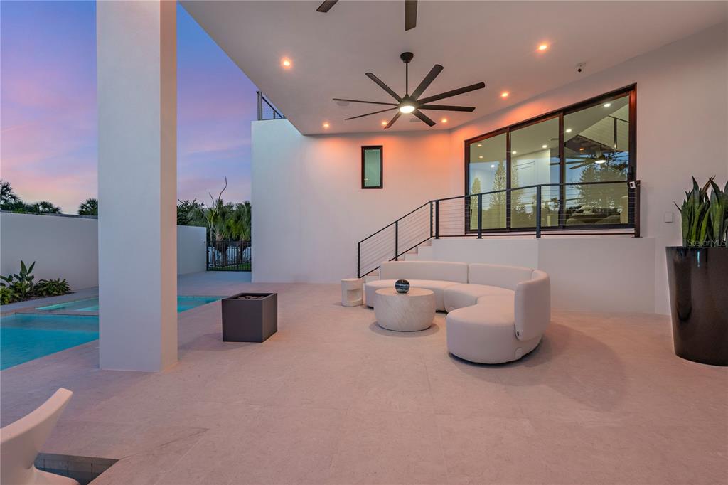 519 Rountree Drive Longboat Key, FL 34228 - Photo 20 of 88