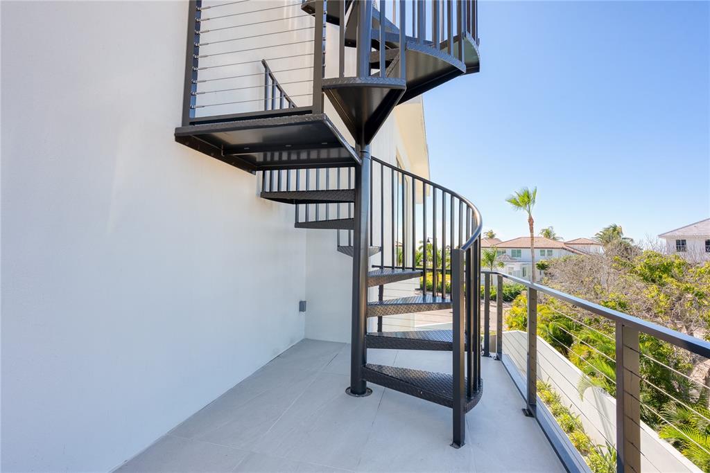 519 Rountree Drive Longboat Key, FL 34228 - Photo 44 of 88