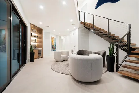 $6,488,000 | 519 Rountree Drive, Longboat Key, FL 34228