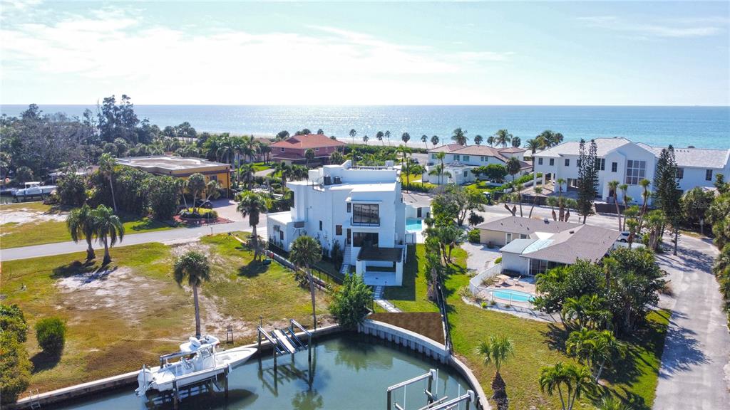 519 Rountree Drive Longboat Key, FL 34228 - Photo 64 of 88