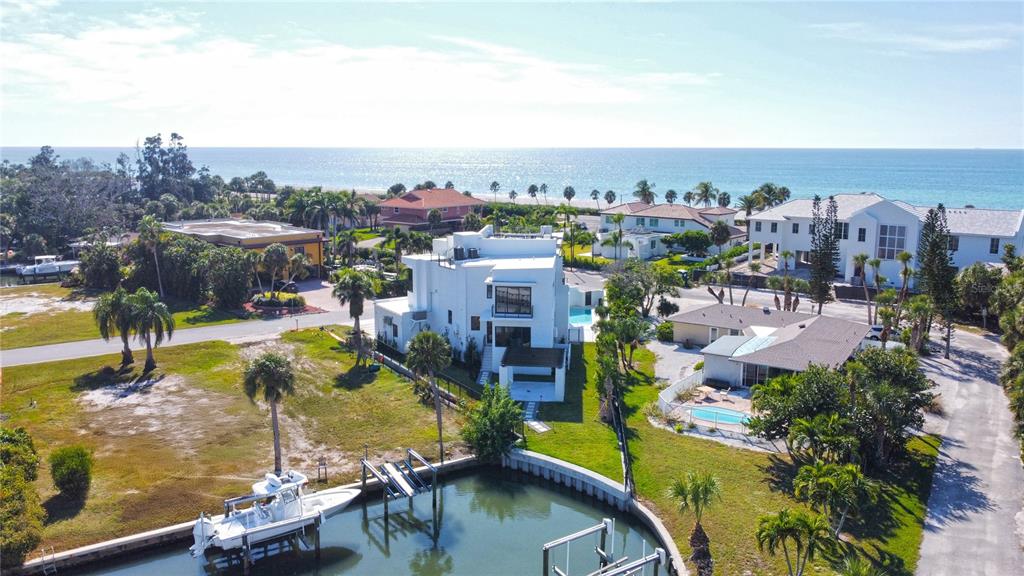 519 Rountree Drive Longboat Key, FL 34228 - Photo 84 of 88