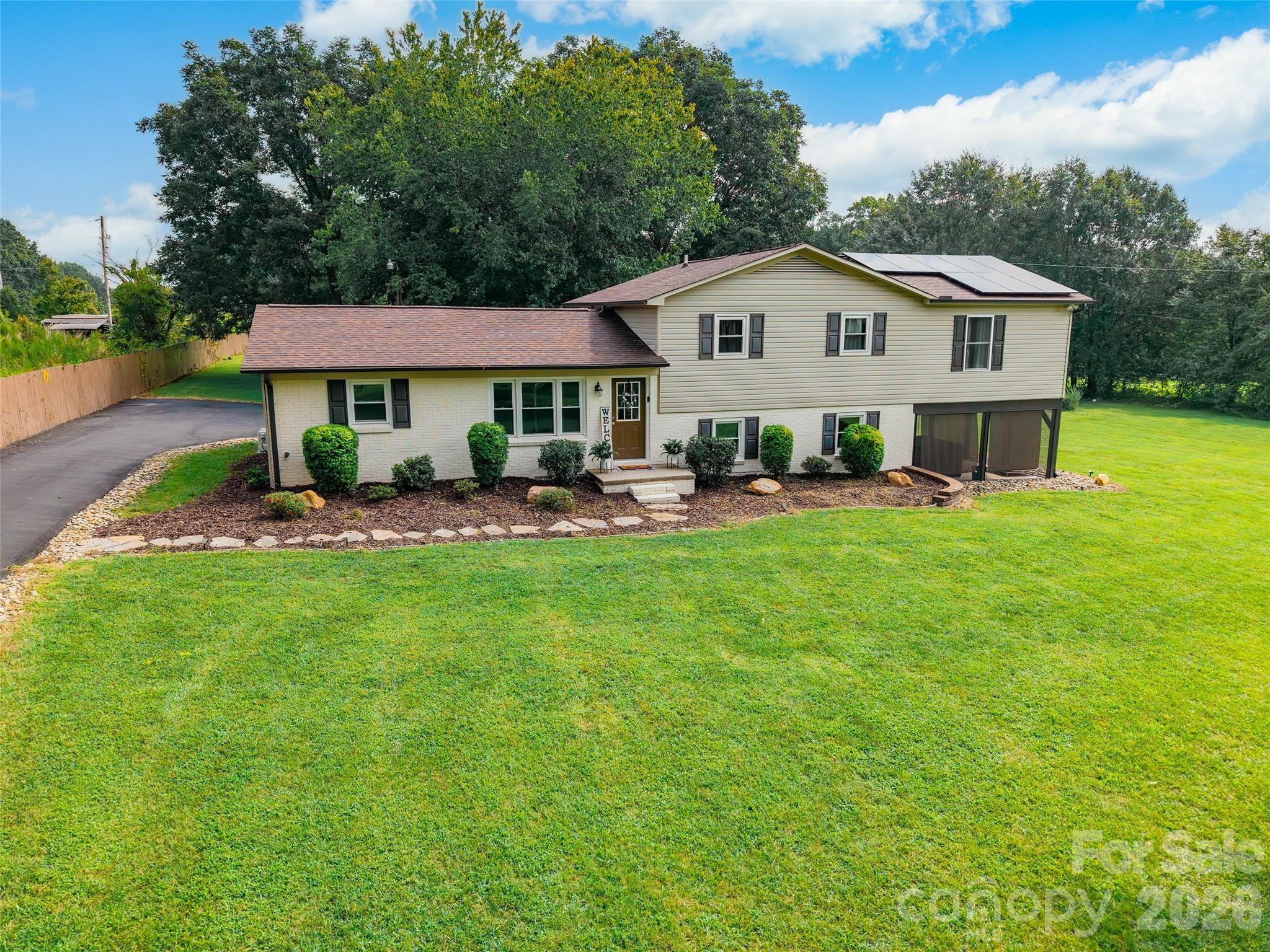 6060 Lineberger Road Sherrills Ford, NC 28673 - Photo 2 of 43 Gallery Image 2