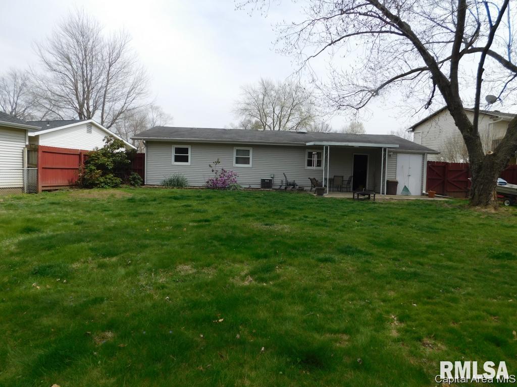 1377 Crestview Drive Springfield, IL 62702 - Photo 16 of 16