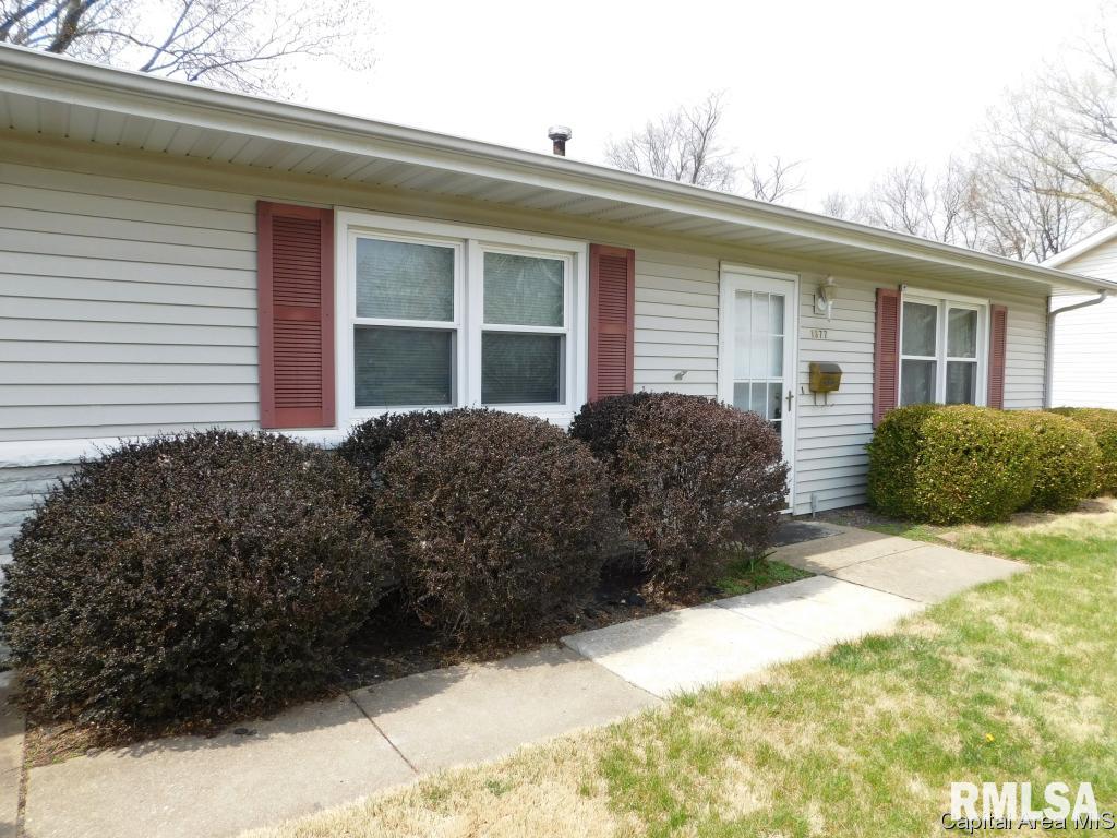 1377 Crestview Drive Springfield, IL 62702 - Photo 2 of 16