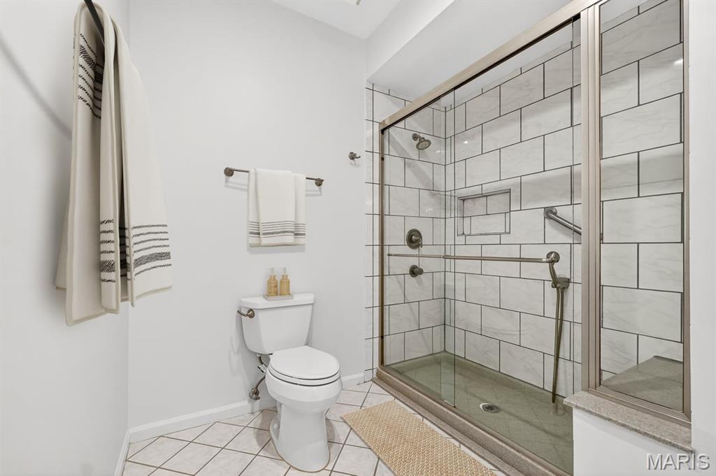 155 North Hanley Road, Unit 305 St. Louis, MO 63105 - Photo 14 of 20