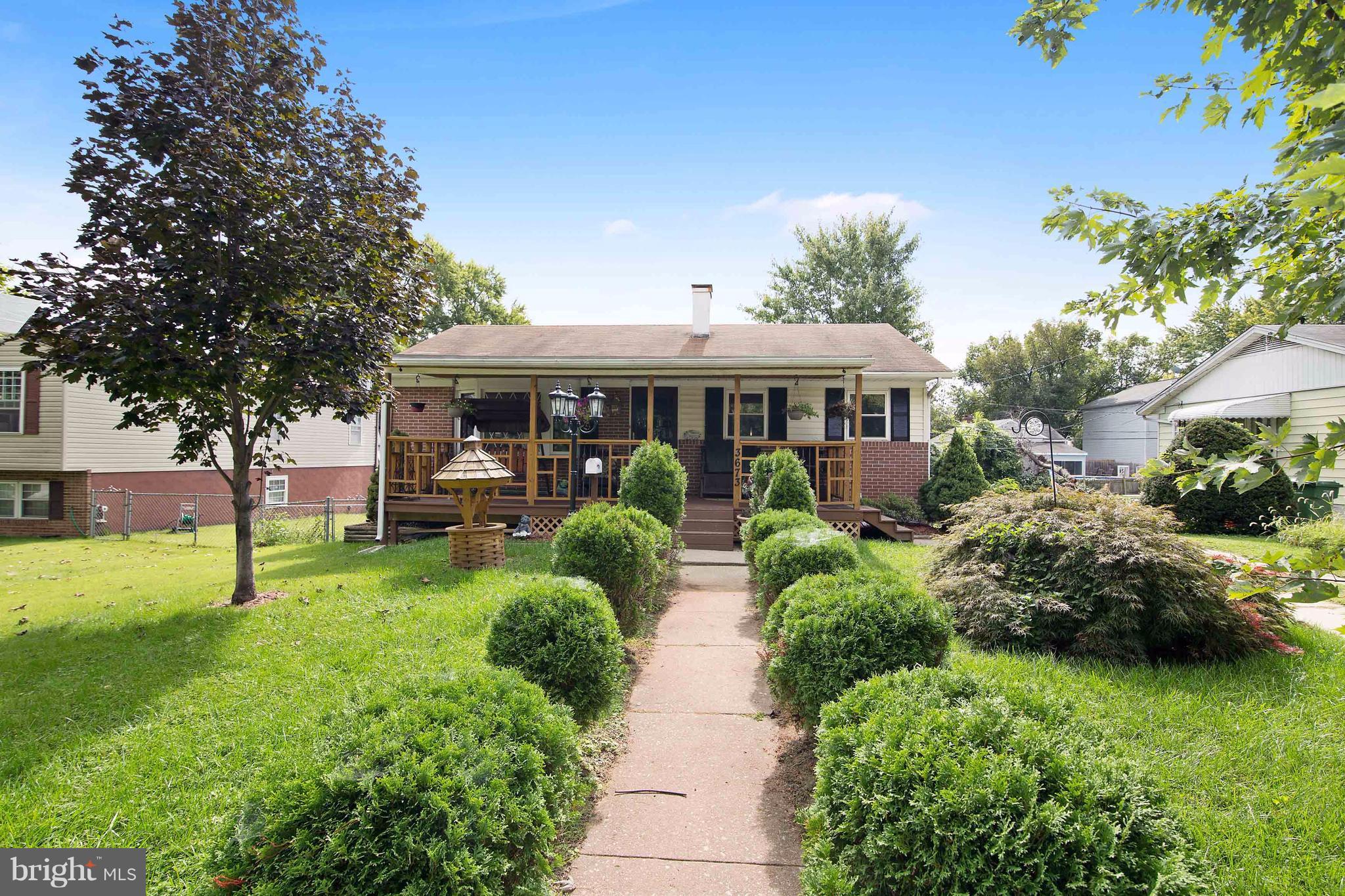 3673 Hineline Road Baltimore, MD 21229 - Photo 2 of 30 Exterior (Front)