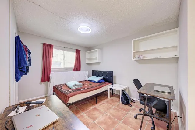 $1,250 | 803 West 28th Street, Unit 102, Austin, TX 78705