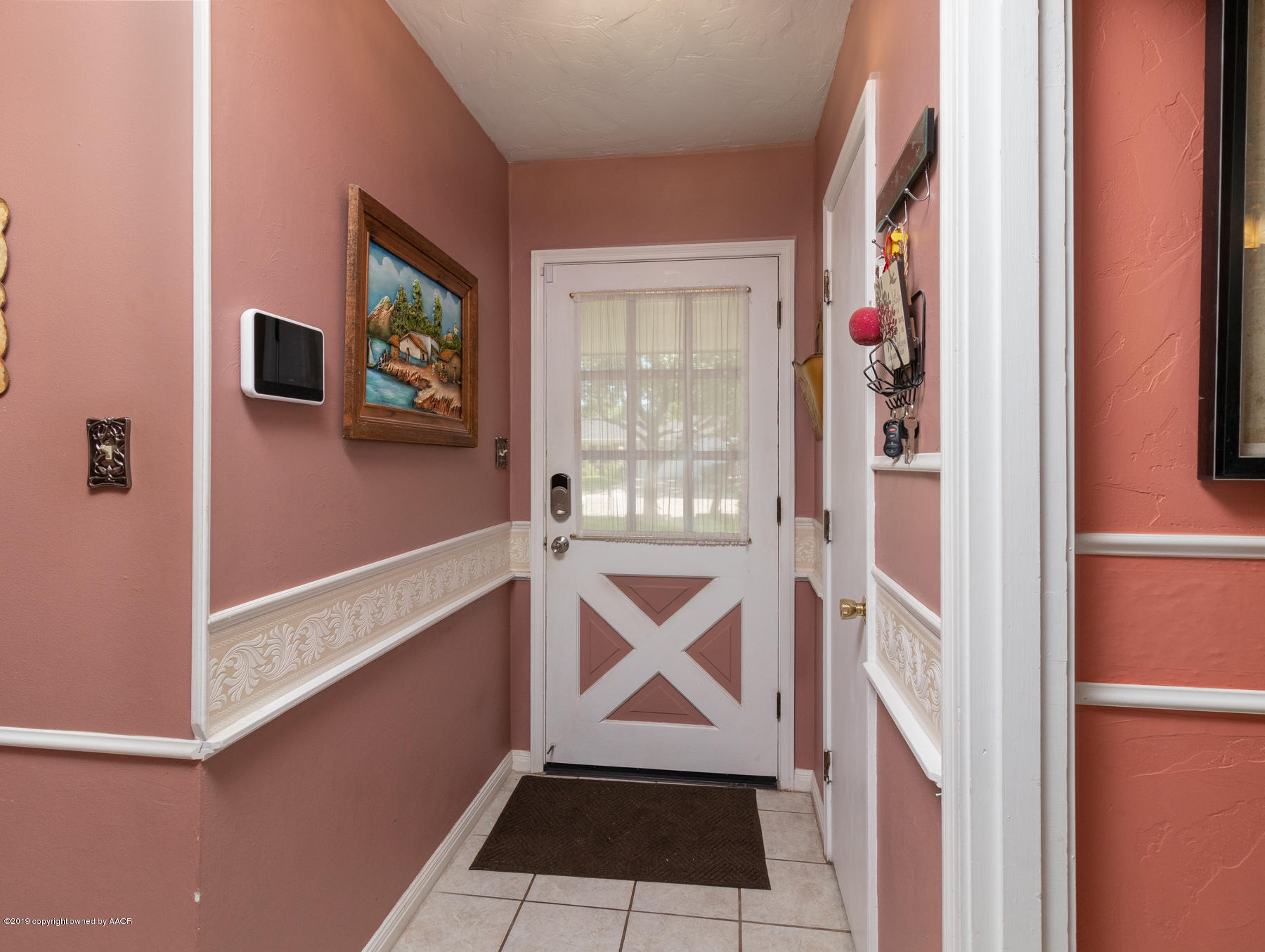 5504 Alvarado Road Amarillo, TX 79106 - Photo 4 of 22 Entry Way