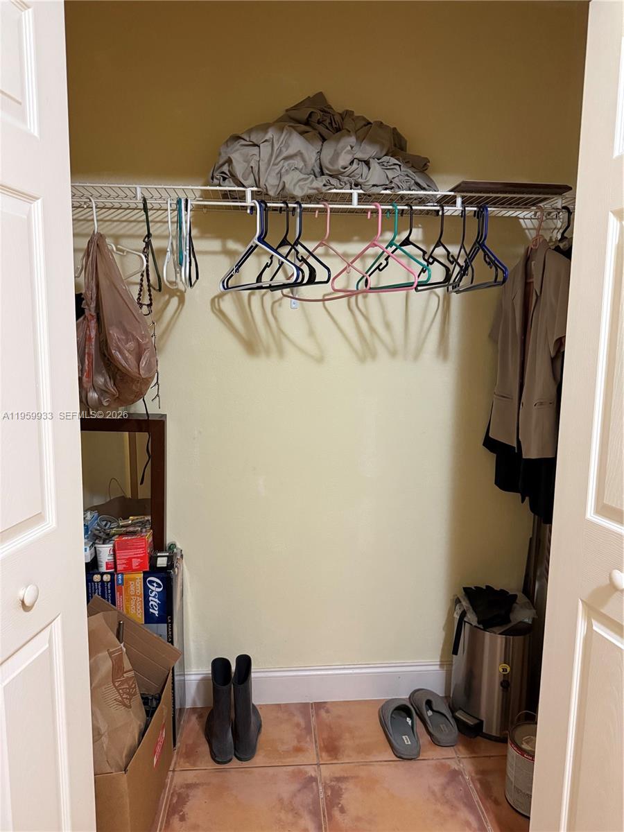 19051 Southwest 136th Street Miami, FL 33196 - Photo 32 of 33