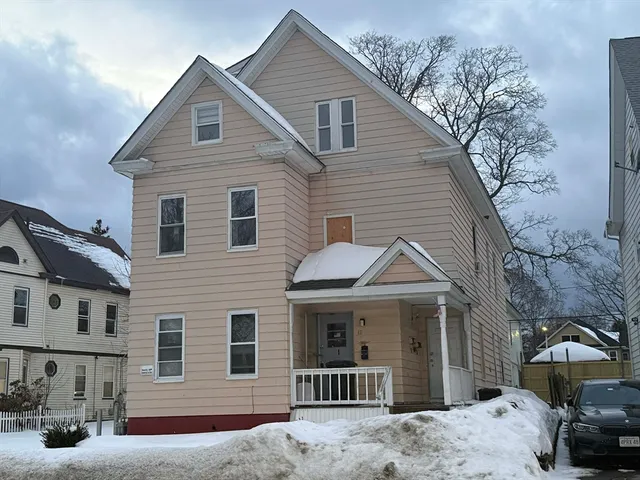 $375,000 | 12 Westfield Street, Worcester, MA 01602