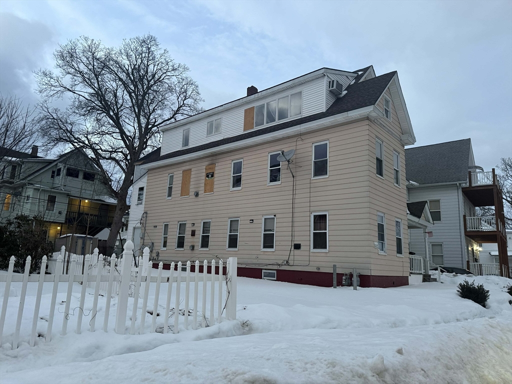 12 Westfield Street Worcester, MA 01602 - Photo 5 of 5