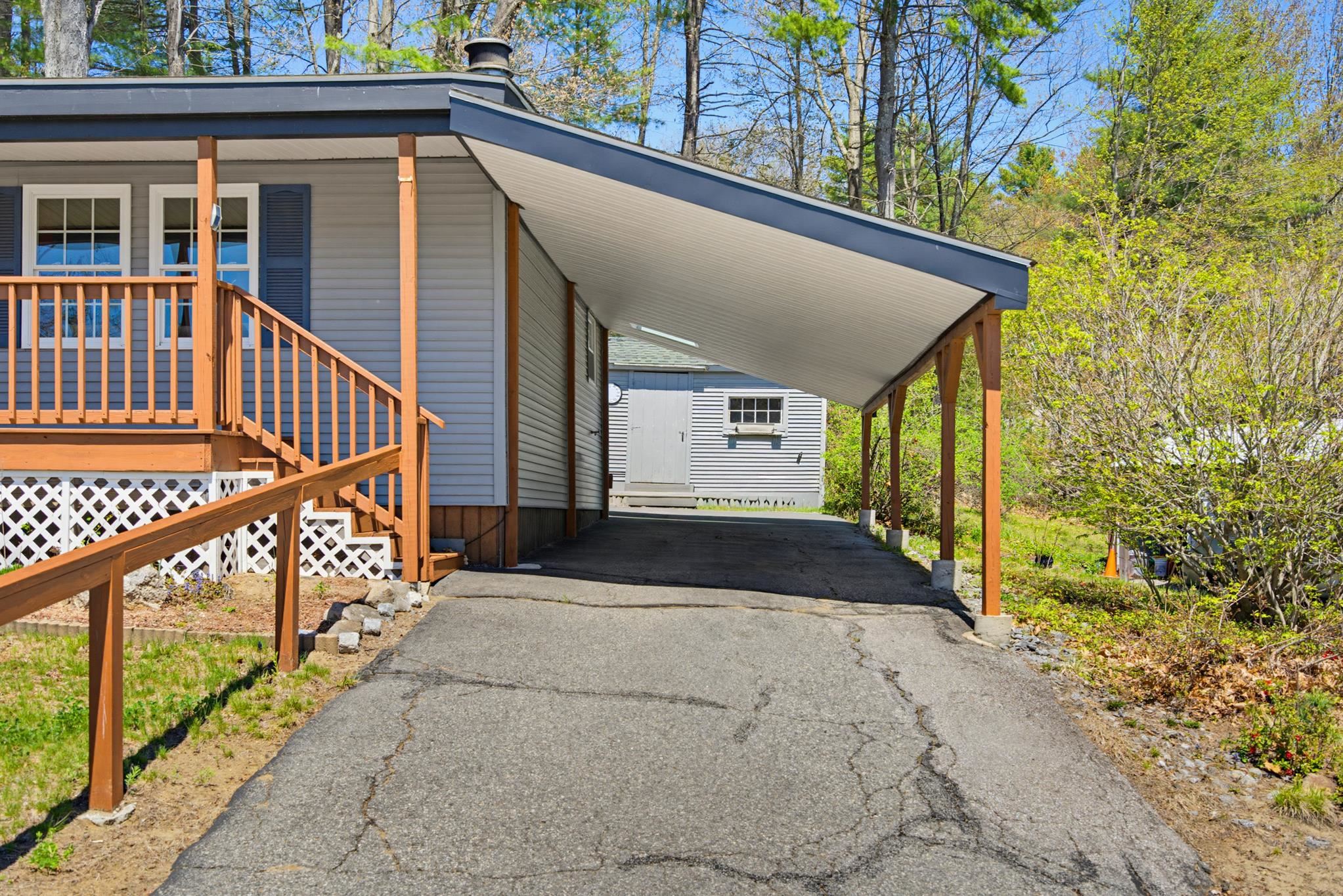 55 Roger Road Goffstown, NH 03045 - Photo 4 of 50