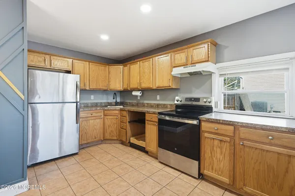 $3,600 | 644 Ocean Avenue, Beachwood, NJ 08722