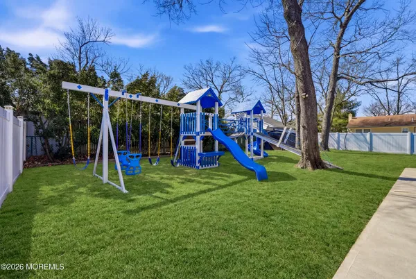 $3,600 | 644 Ocean Avenue, Beachwood, NJ 08722