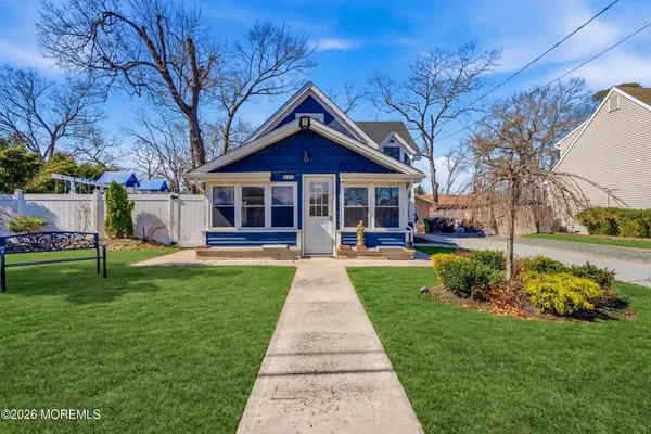 $3,600 | 644 Ocean Avenue, Beachwood, NJ 08722