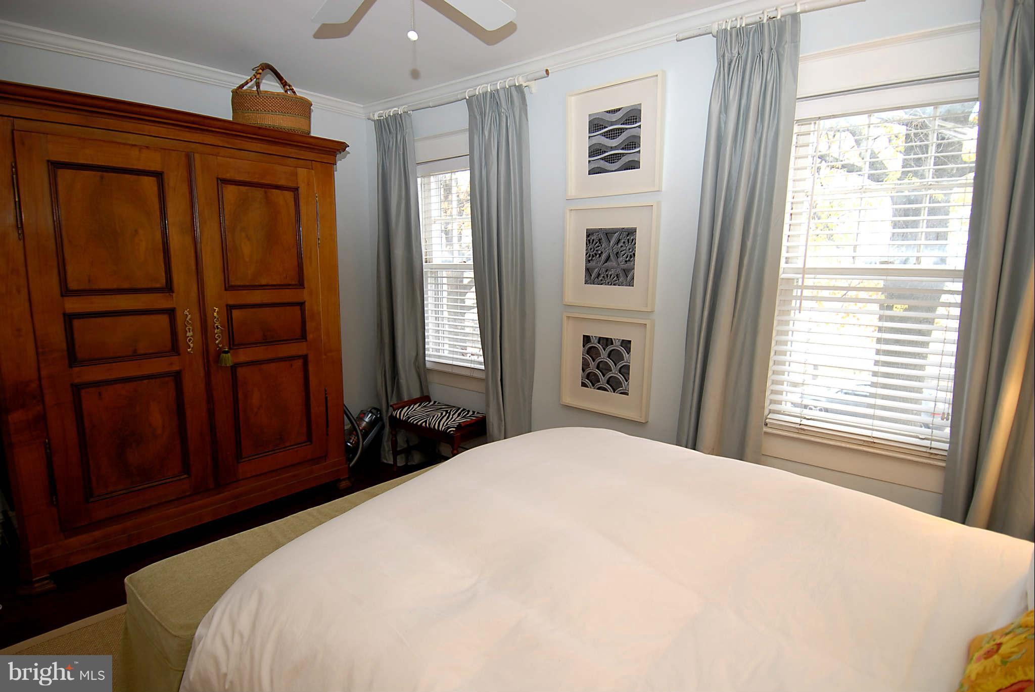 1342 L Street Southeast Washington, DC 20003 - Photo 15 of 30 Bedroom (Master)