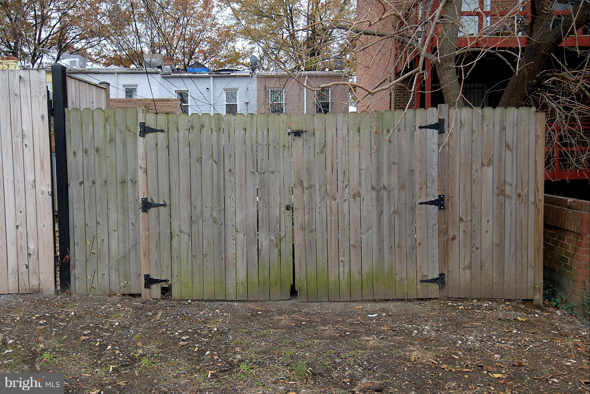 1342 L Street Southeast Washington, DC 20003 - Photo 30 of 30 Exterior (Rear)