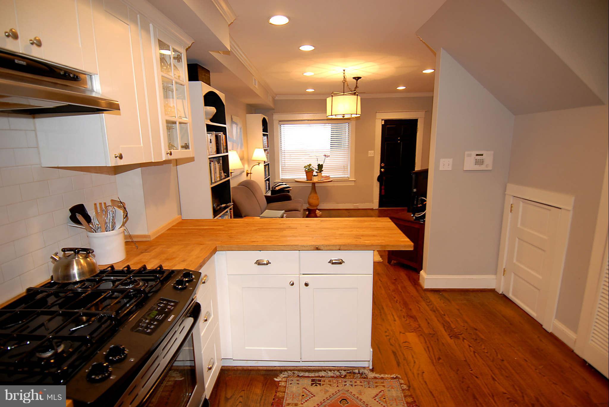 1342 L Street Southeast Washington, DC 20003 - Photo 9 of 30 Kitchen