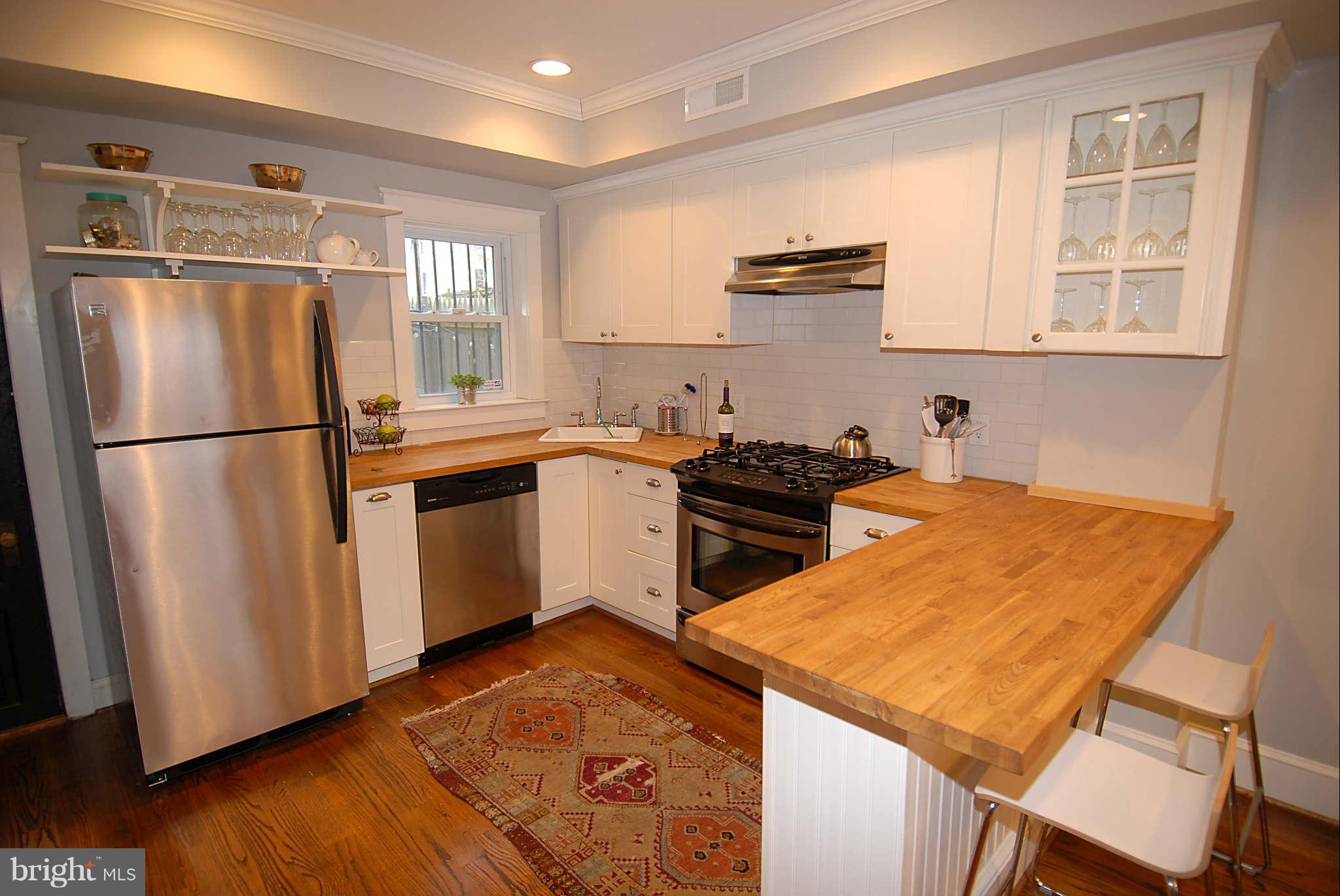 1342 L Street Southeast Washington, DC 20003 - Photo 10 of 30 Kitchen